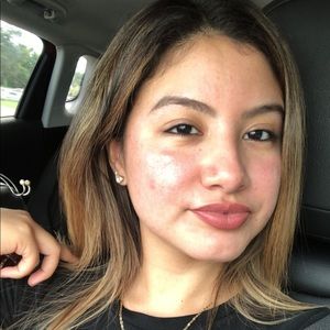 Hello Everyone, Welcome to my Posh Closet 🤩🌼✨